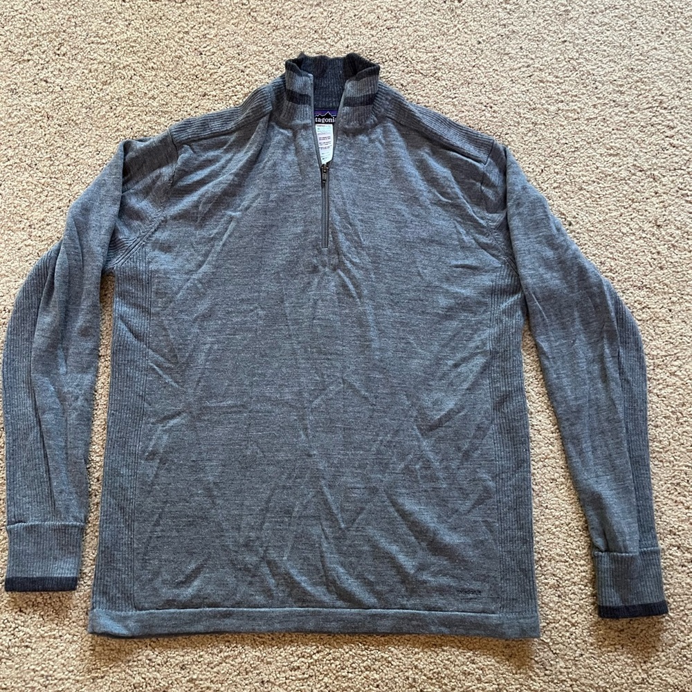 Patagonia Heather Gray Men's Quarter-Zip Pullover